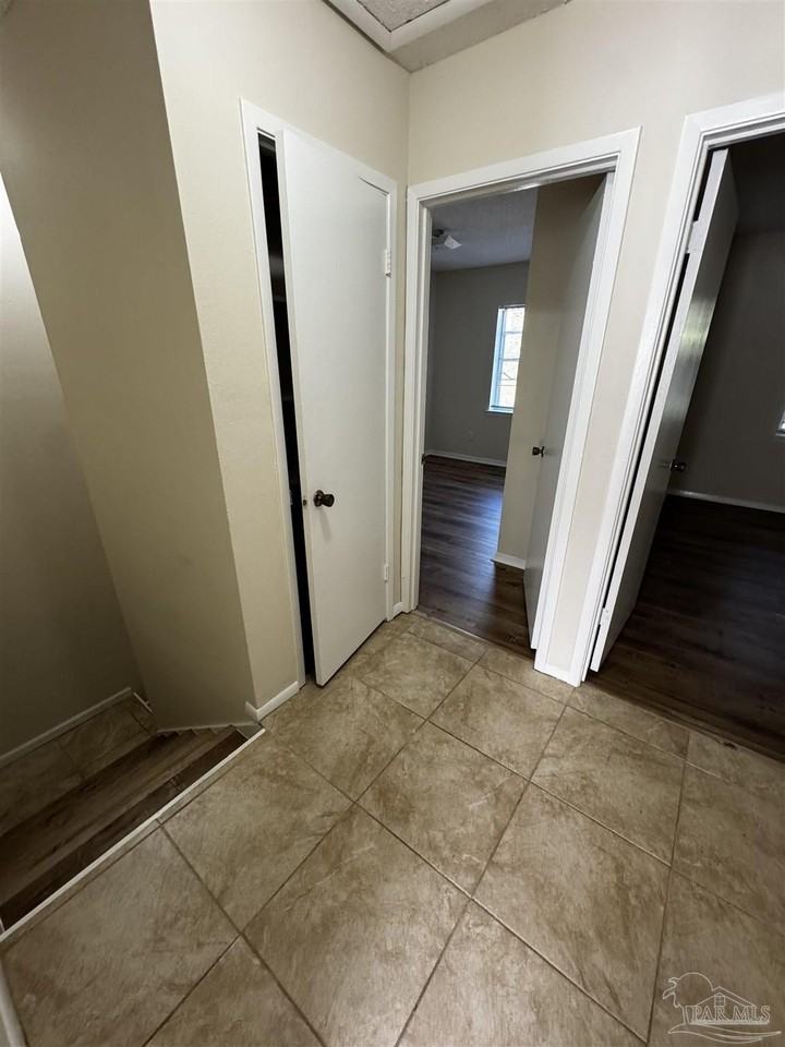 3525 N Blue Angel Pkwy - Photo 7 of 13