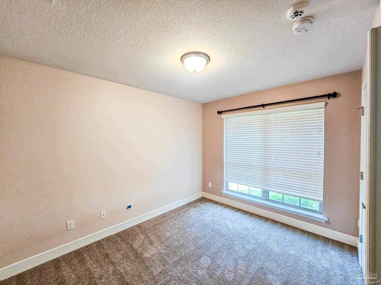 6305 Parakeet Trl - Photo 5 of 31