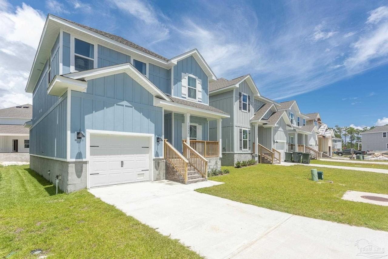 14342 Gardenglen Dr - Photo 3 of 37