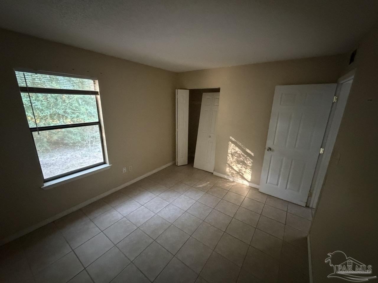 6823 Tiki Ln Apt 4 #4 - Photo 4 of 6