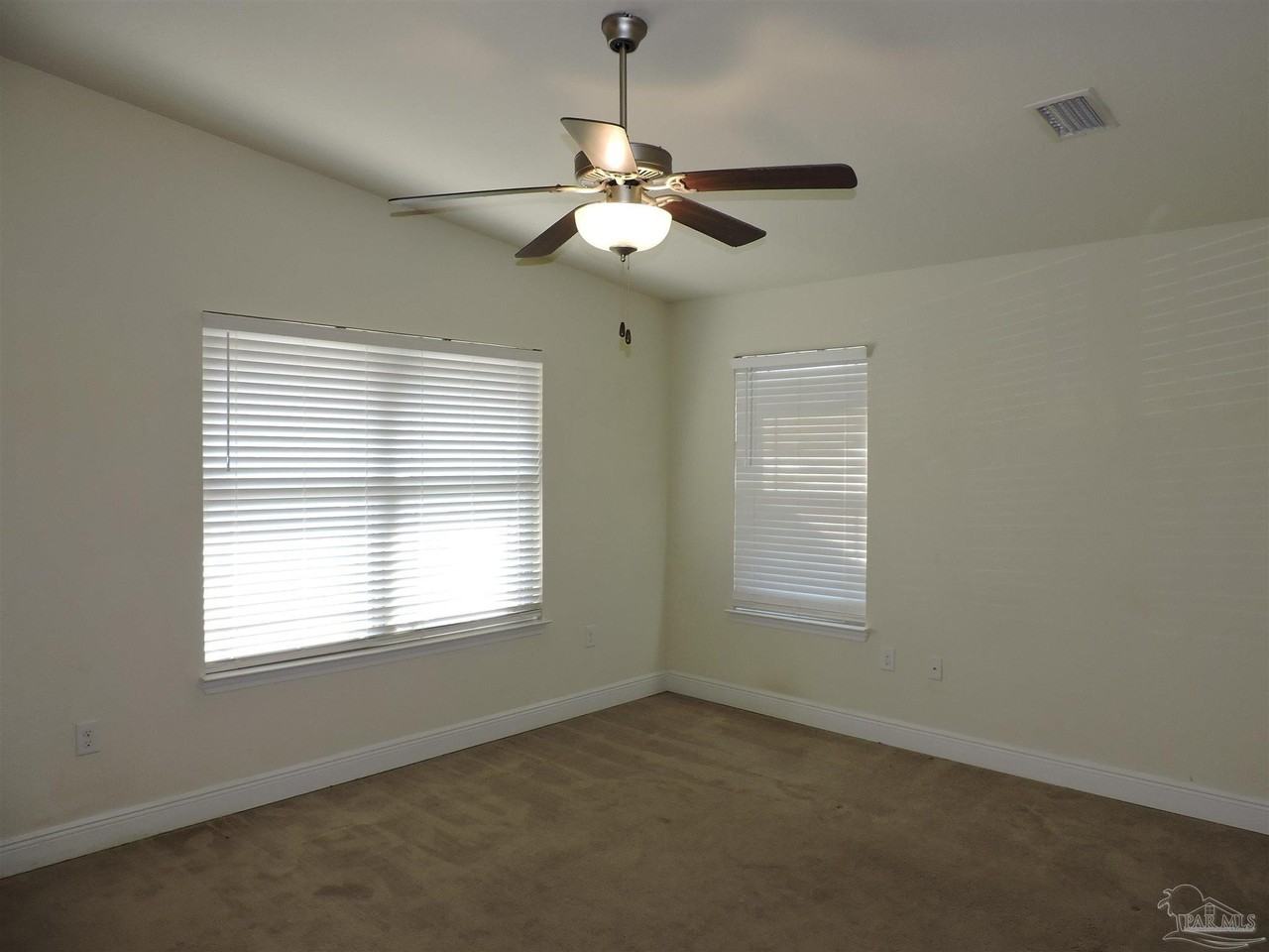 5070 Carmell Ridge Cir - Photo 2 of 23