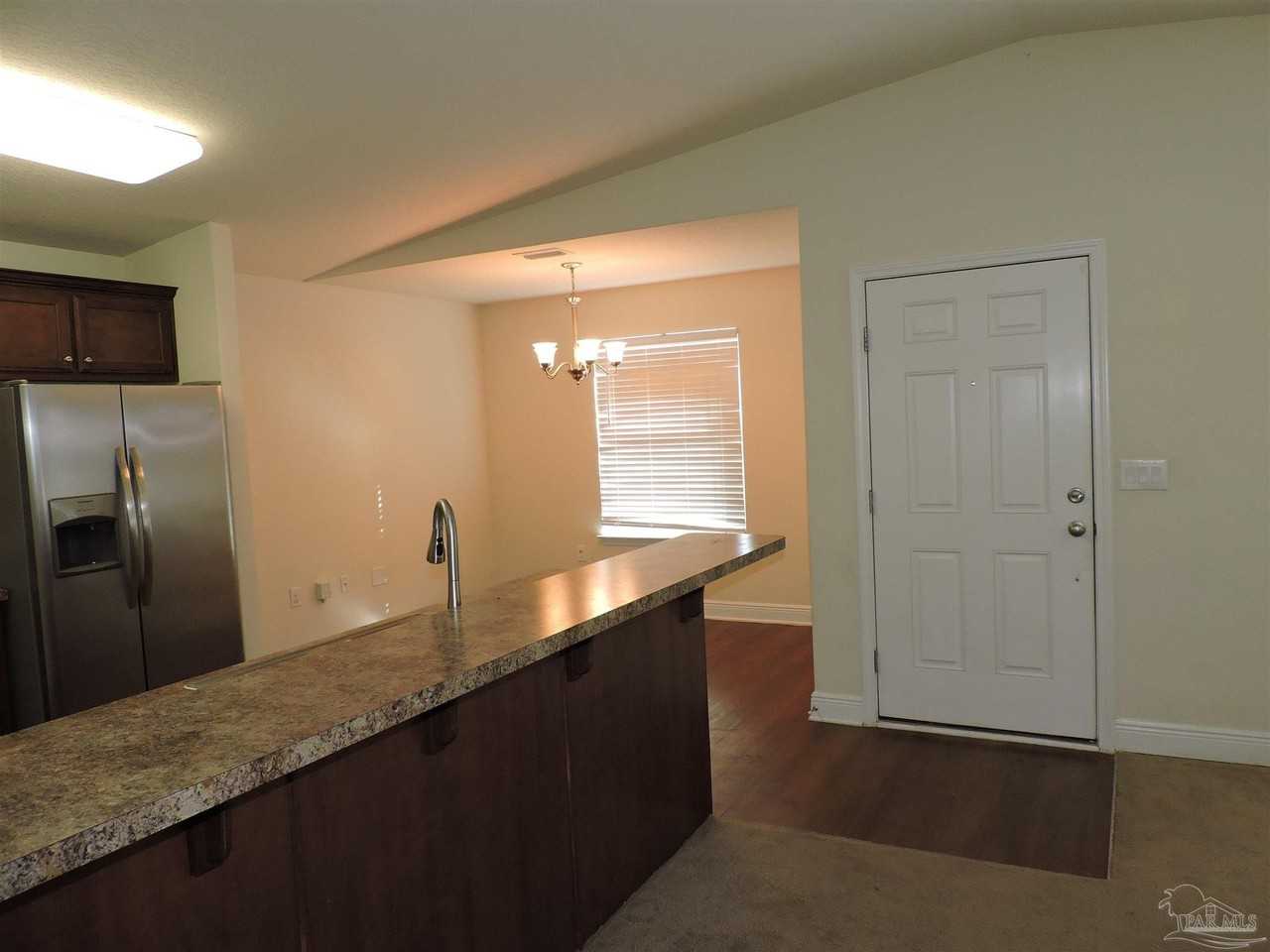 5070 Carmell Ridge Cir - Photo 5 of 23