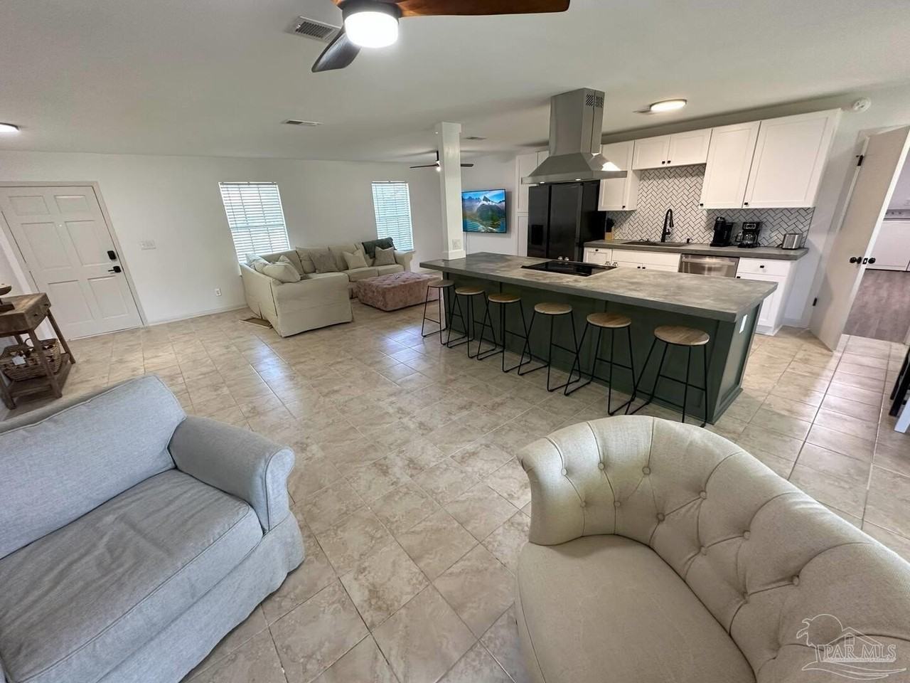 1406 Rancho Villa Dr - Photo 3 of 19