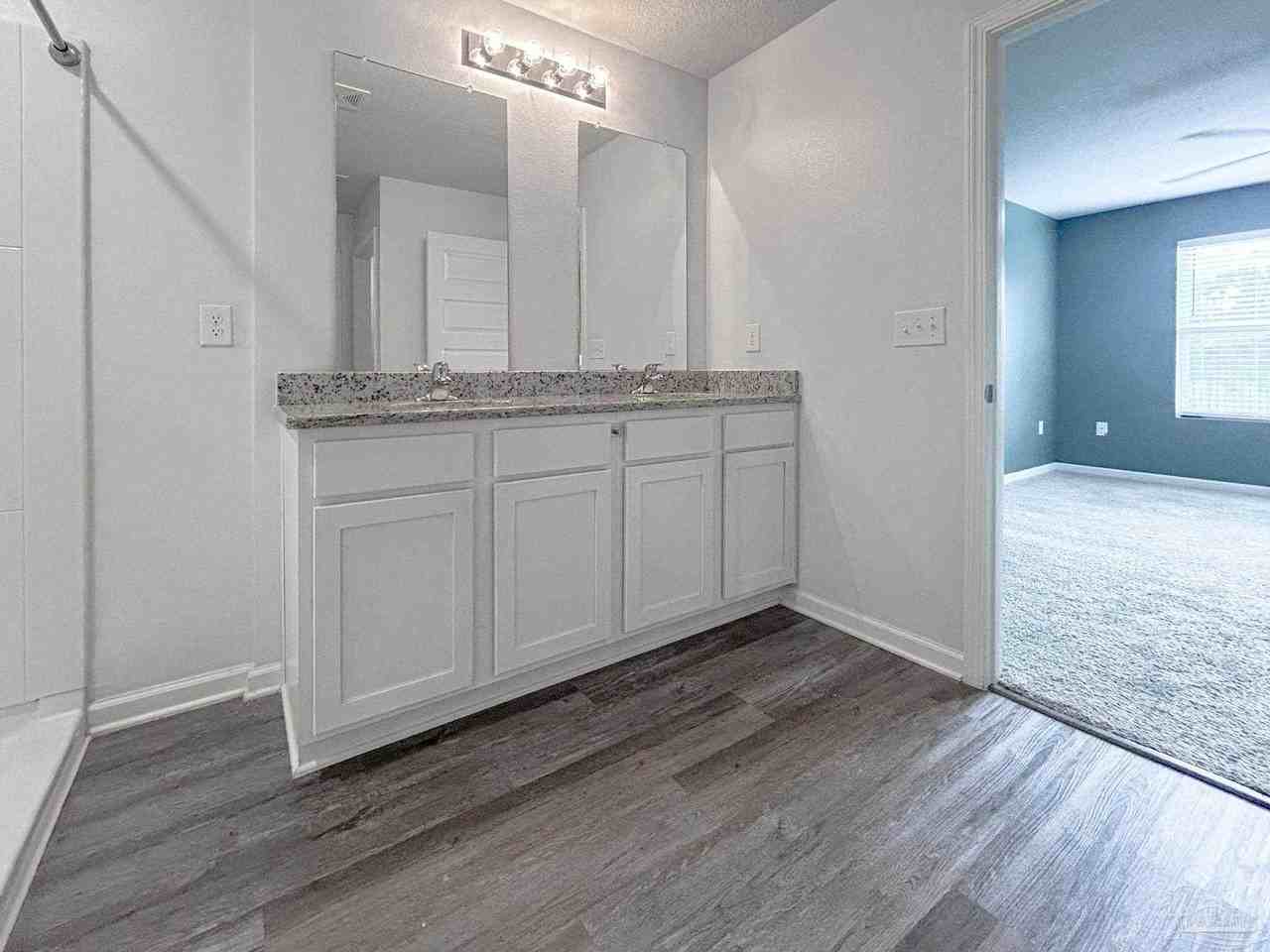 4006 Whitetail Ln - Photo 4 of 38