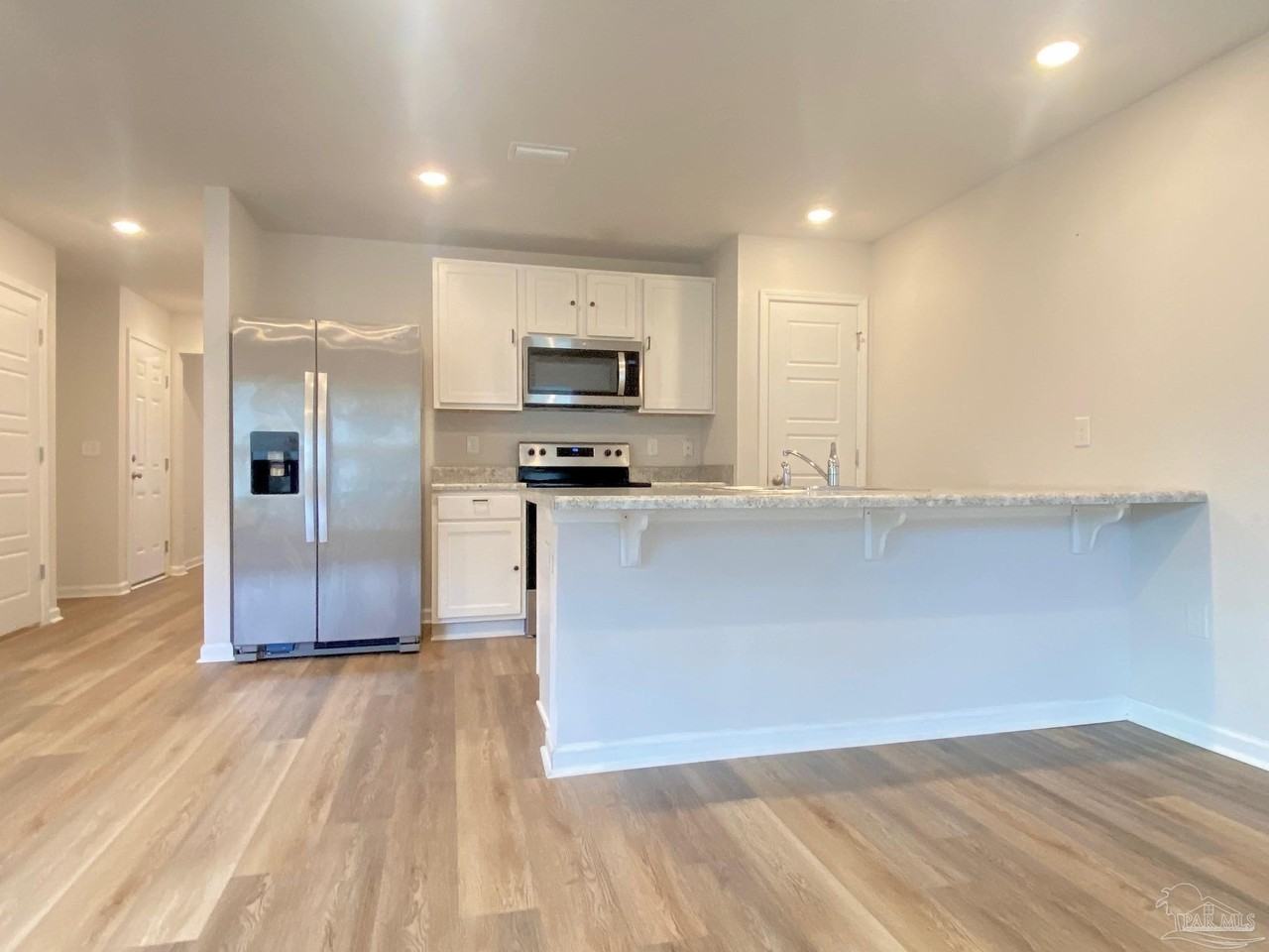 9632 Angel Oak Dr - Photo 5 of 30