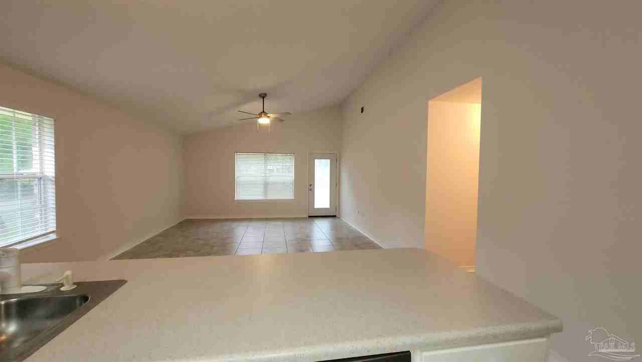 3741 Monopoly Ct - Photo 6 of 17