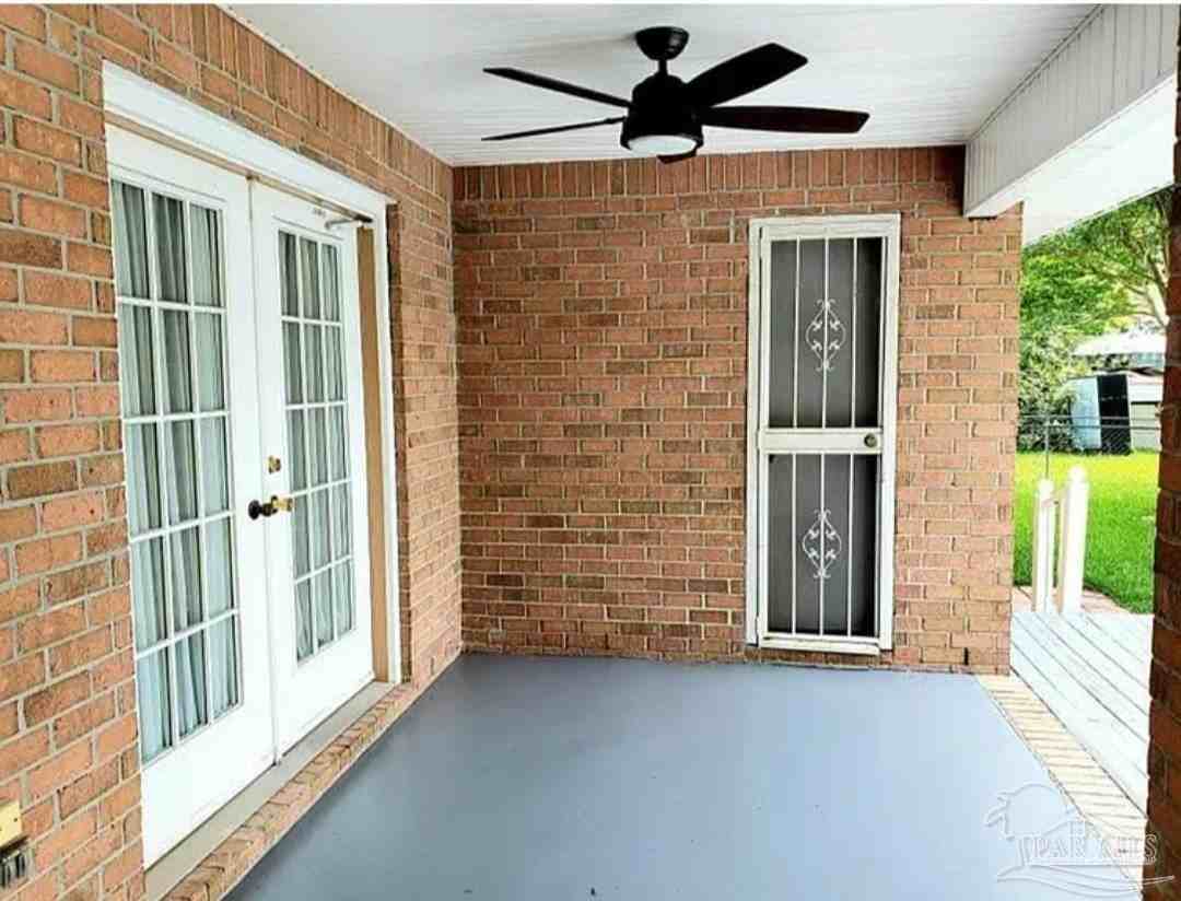 1007 W Government St - Photo 4 of 25