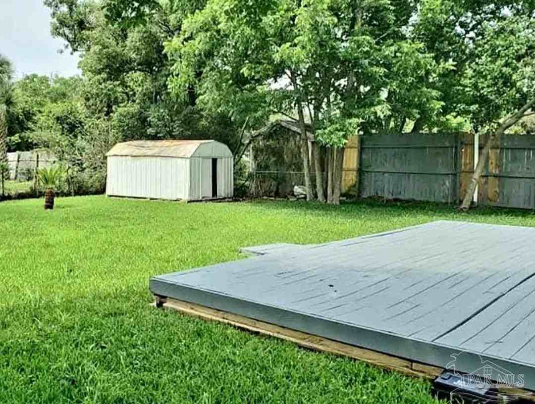 1007 W Government St - Photo 7 of 25