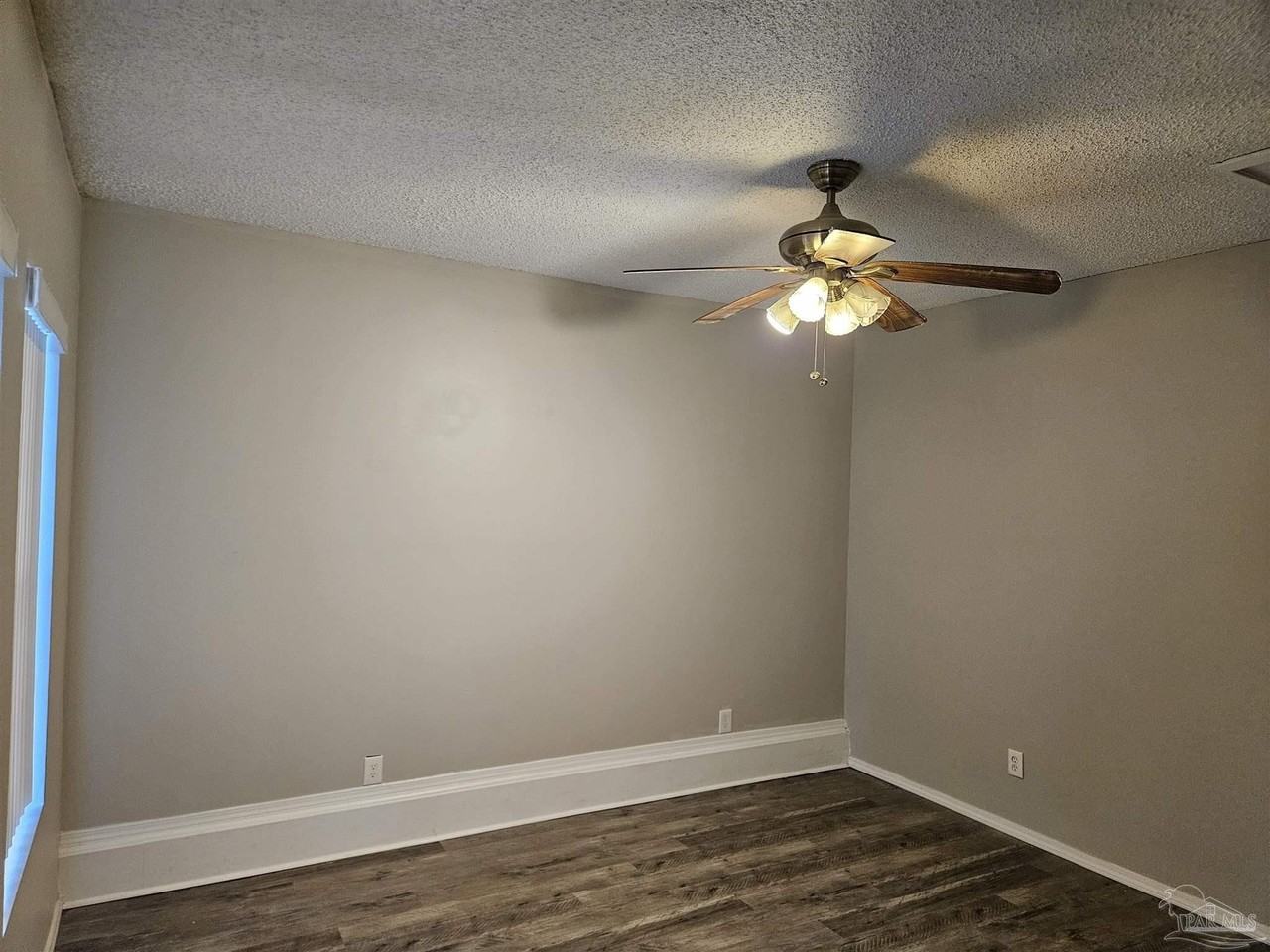 2958 Sky Crest Dr - Photo 3 of 9