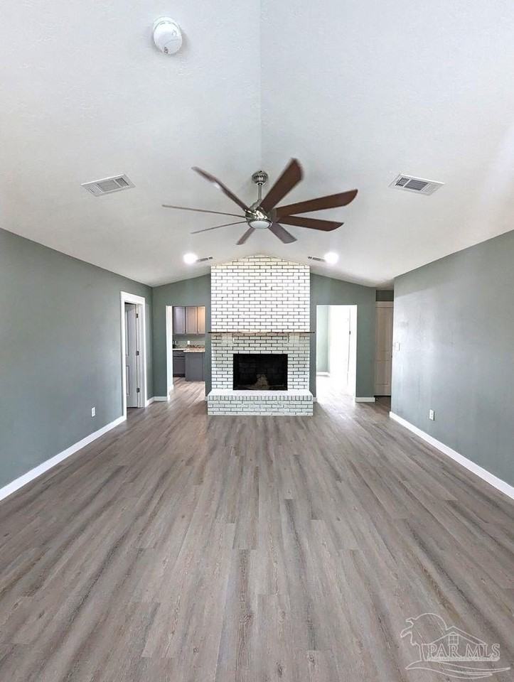 6045 Hamilton Bridge Rd - Photo 4 of 31