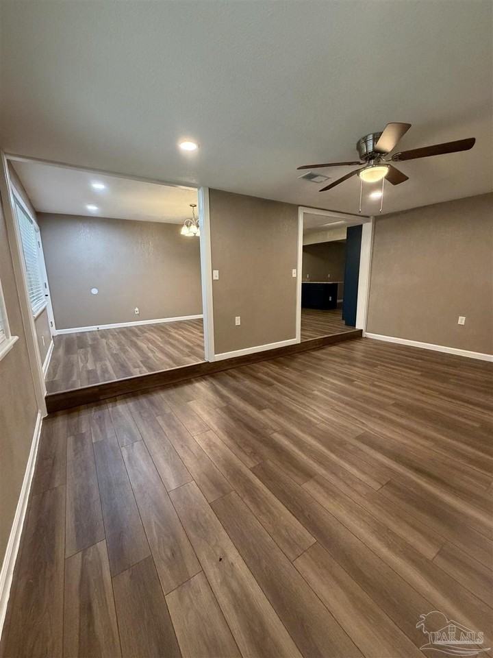 932 Fremont Ave - Photo 5 of 16