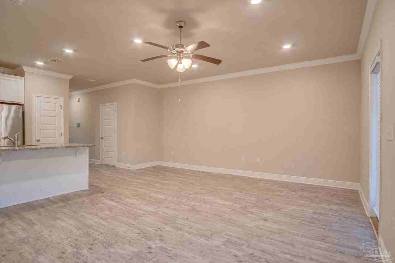 310 S F St - Photo 6 of 26