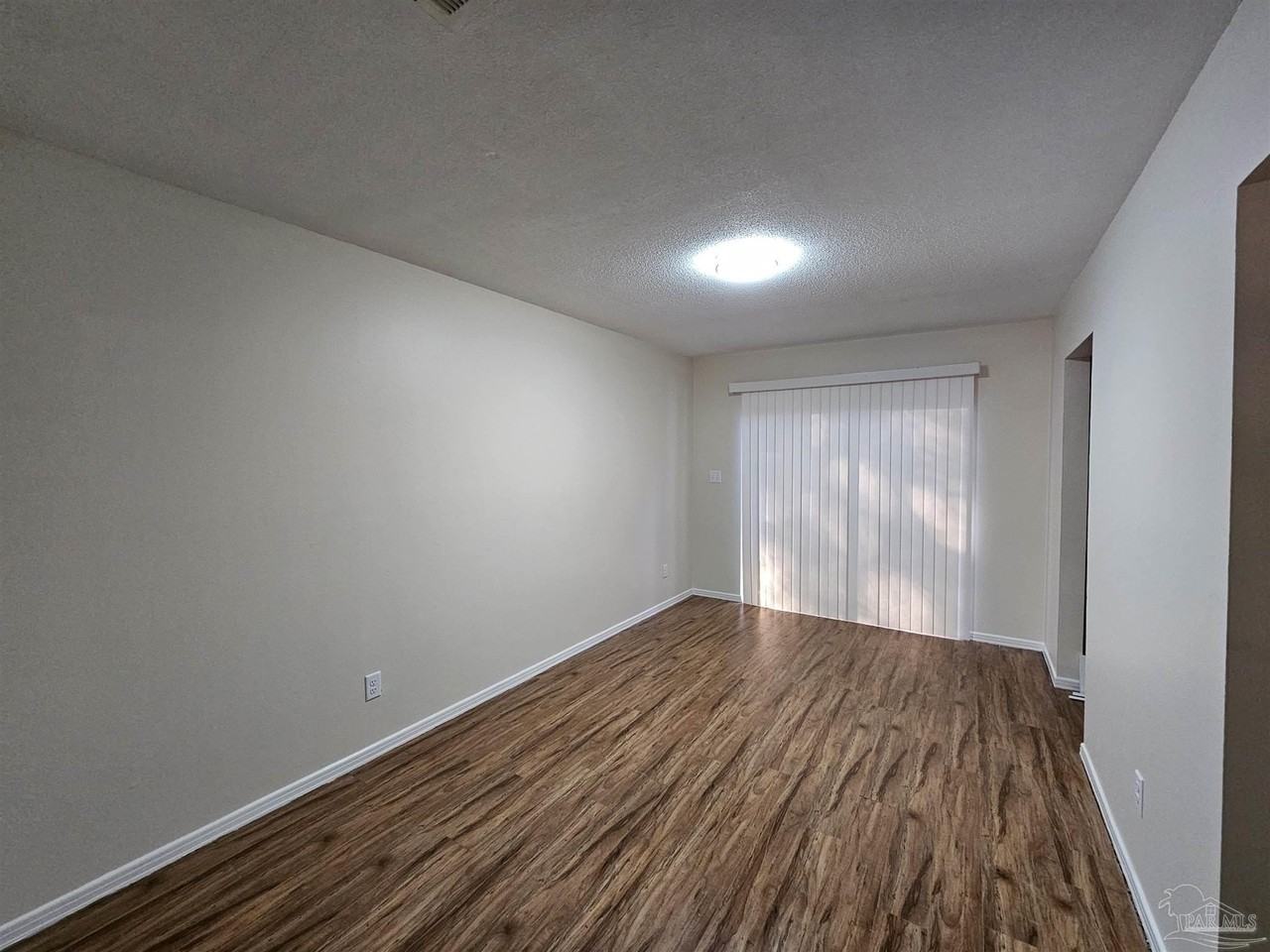 3689 E Olive Rd - Photo 3 of 6