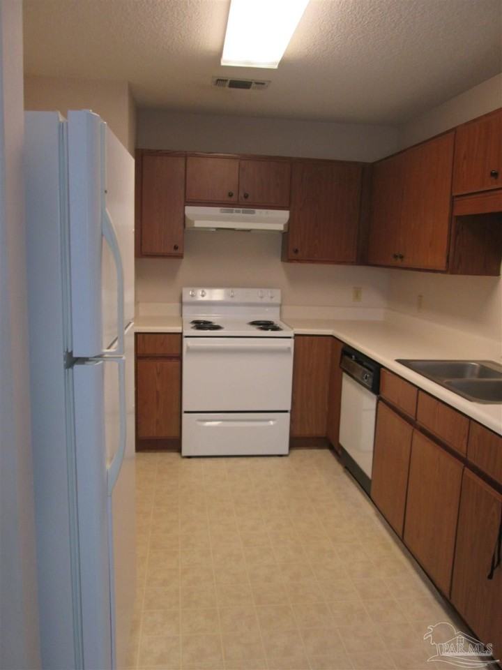 6734 Bellview Pines Rd - Photo 6 of 11