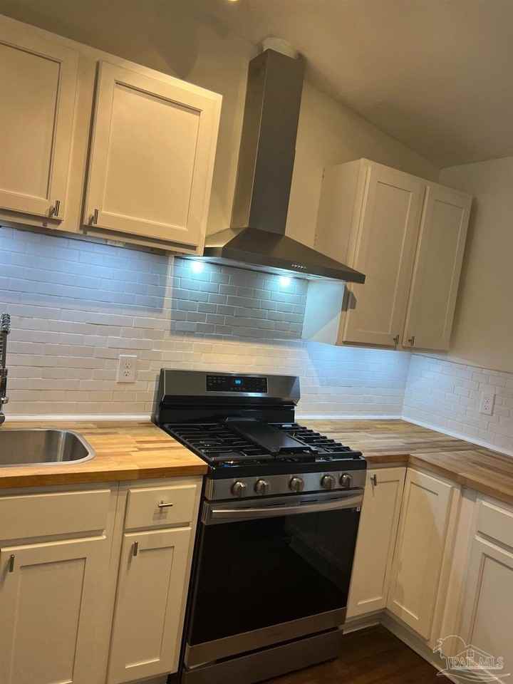 5940 Mona Ln Unit B #B - Photo 5 of 15