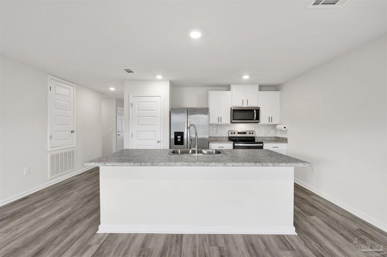 4366 Winged Elm Ct - Photo 4 of 25