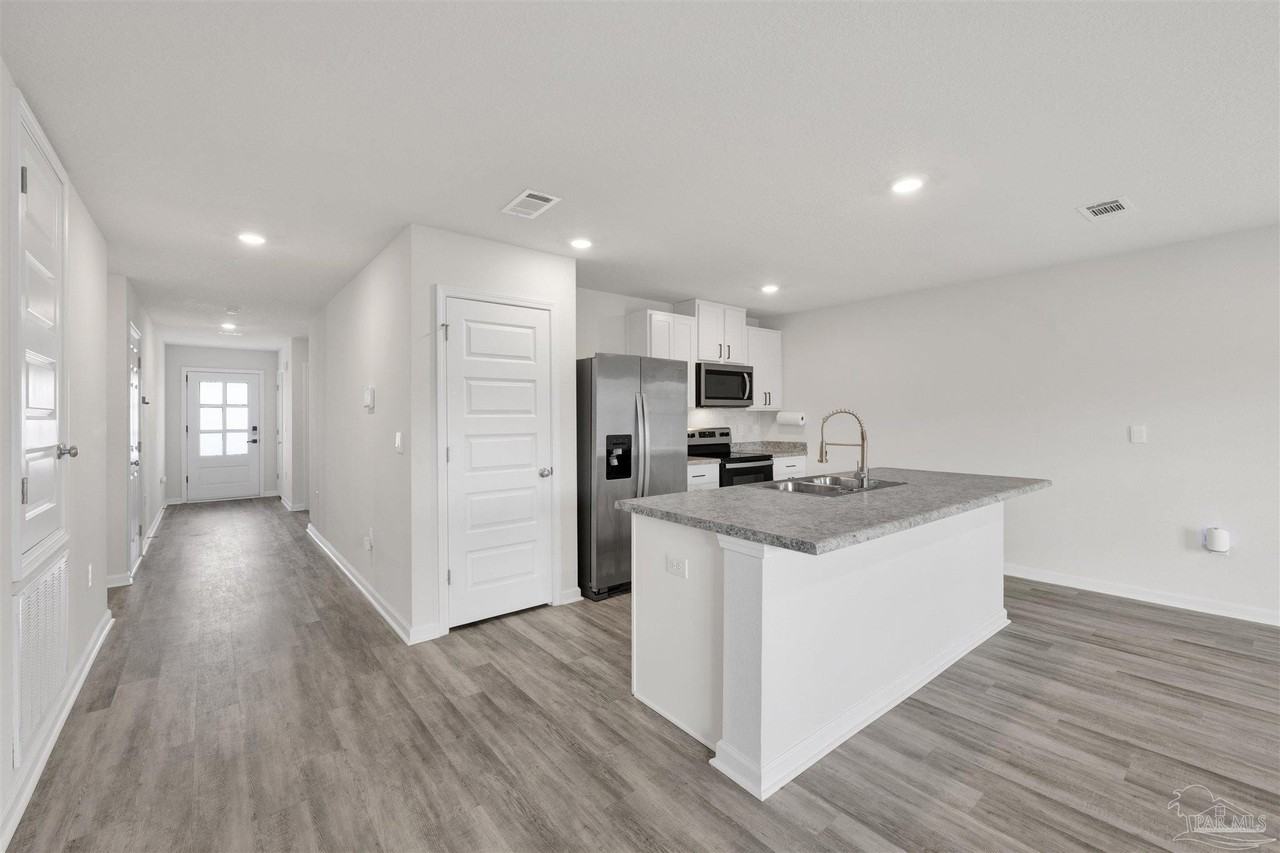 4366 Winged Elm Ct - Photo 5 of 25