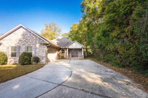 featured image of 3934 Fielding Ct