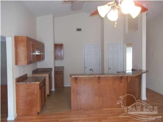 5121 Cocoa Dr - Photo 4 of 10