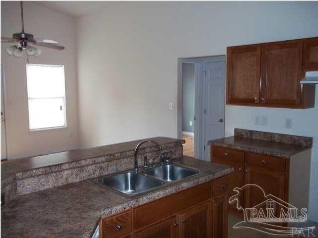 5121 Cocoa Dr - Photo 5 of 10