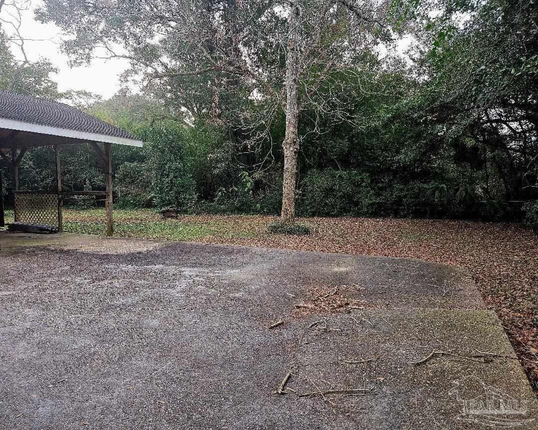 115 Carolyn Way - Photo 6 of 21