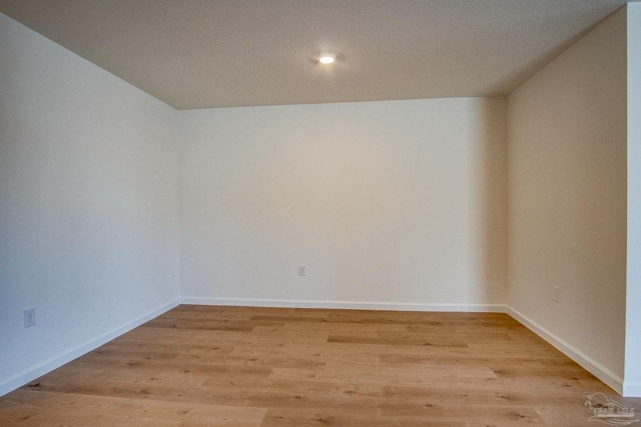 4756 Eagles Ridge Rd - Photo 6 of 32