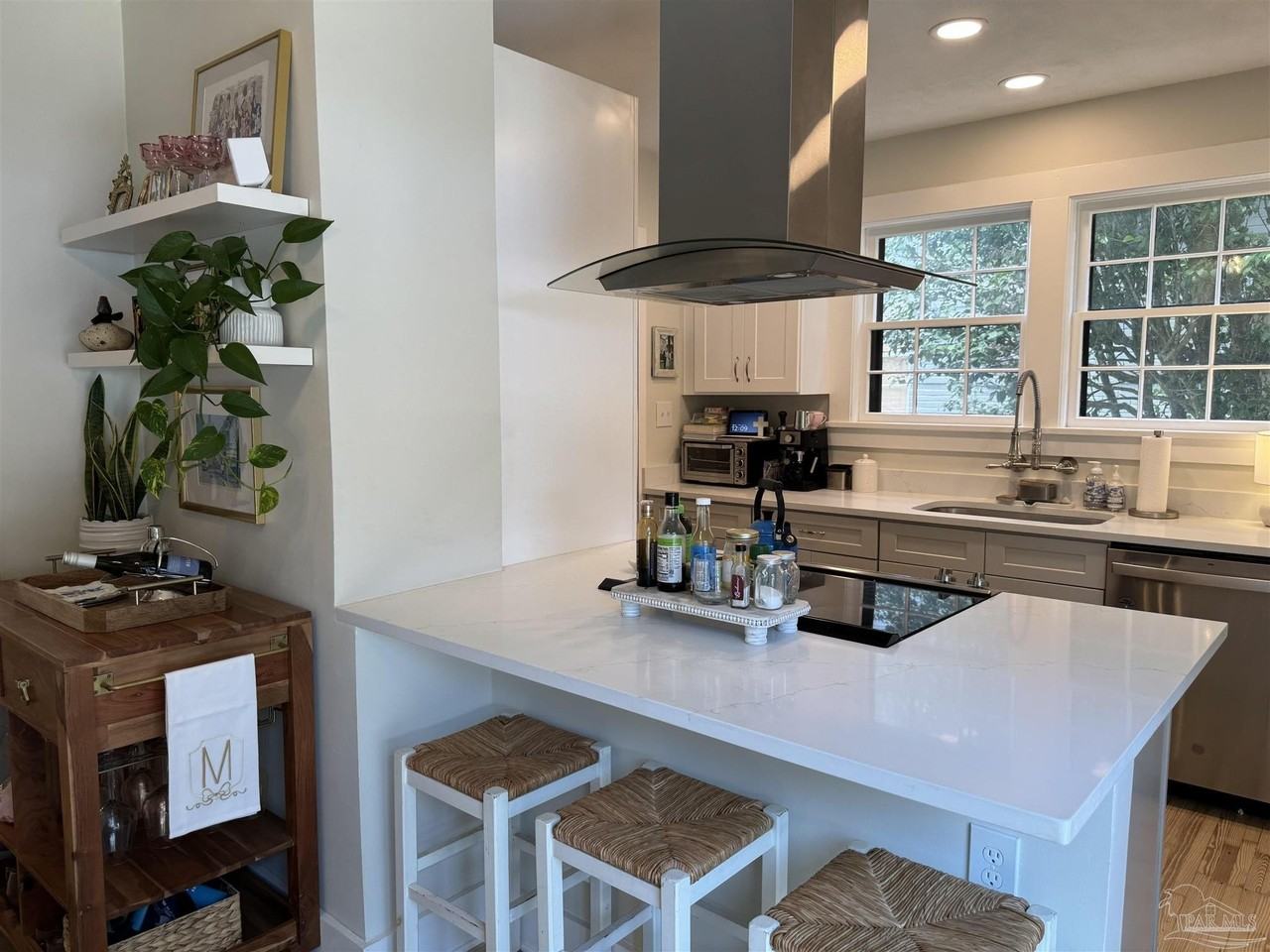 1716 N 20th Ave - Photo 2 of 21