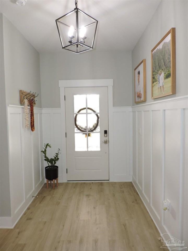 10612 Davenport Loop - Photo 2 of 41