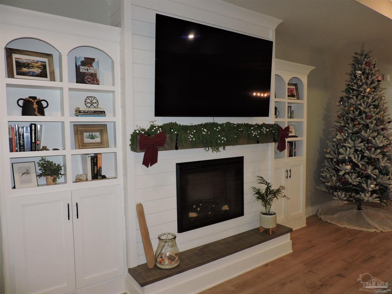 10612 Davenport Loop - Photo 7 of 41