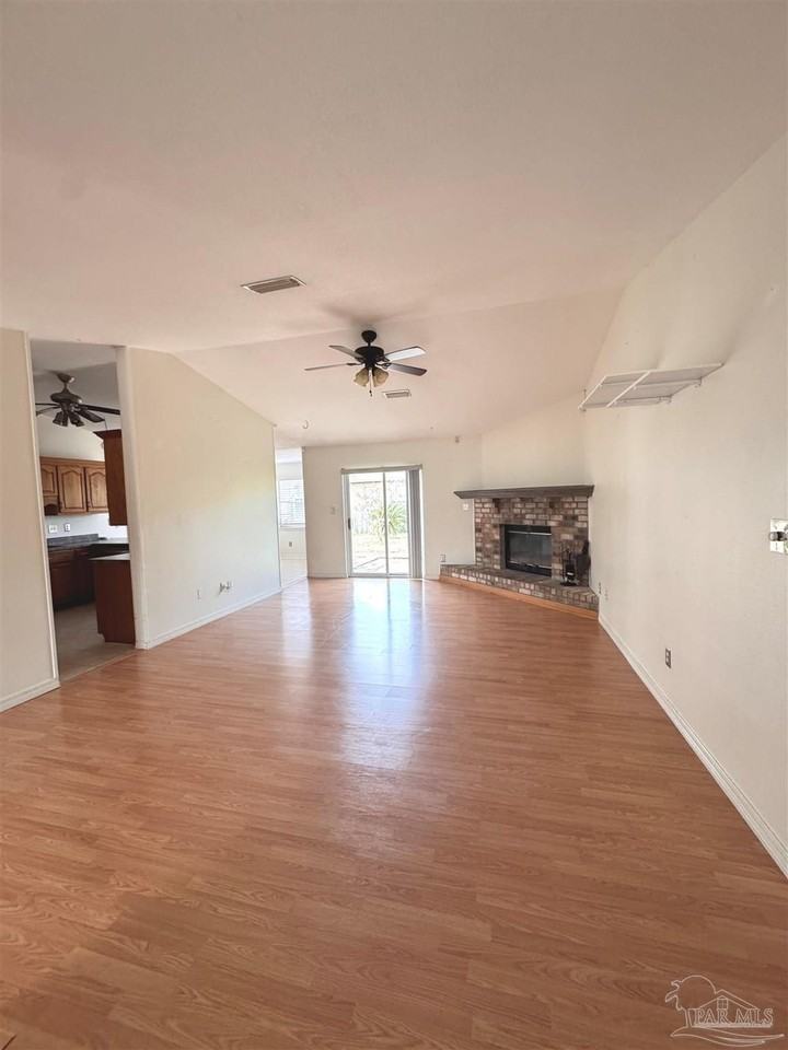 1783 Village Pkwy - Photo 4 of 18