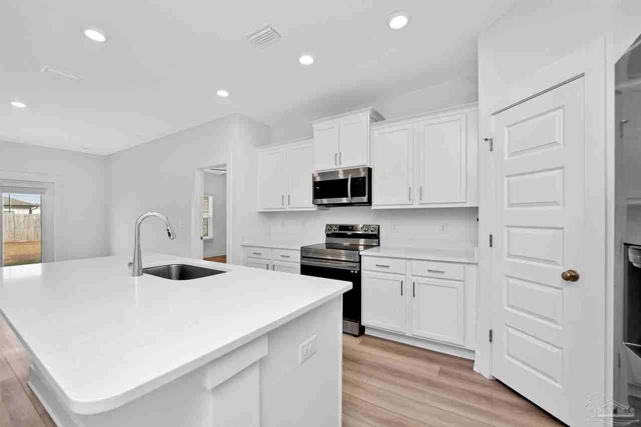 6525 Paso Fino Dr - Photo 6 of 32