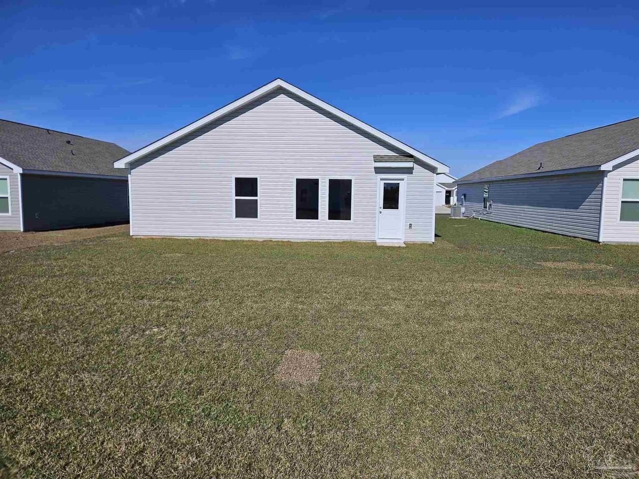 7757 Moonrise Way - Photo 4 of 11