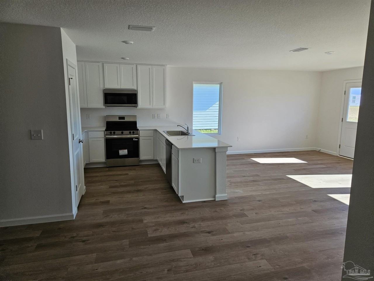 7757 Moonrise Way - Photo 7 of 11