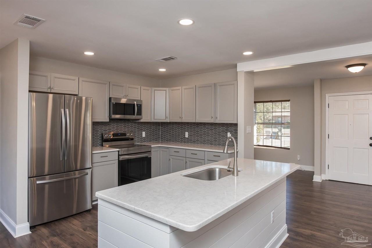 8238 Li Fair Dr - Photo 7 of 34