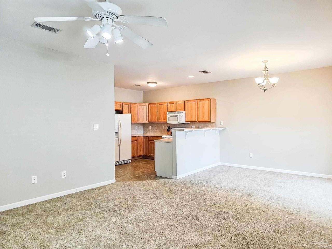 3210 Seabrook St - Photo 7 of 22