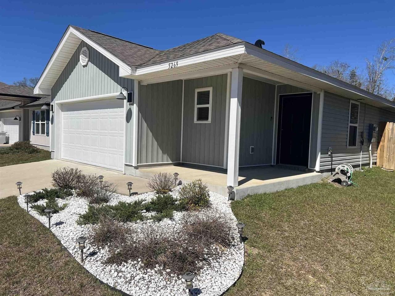 5269 Peach Dr - Photo 2 of 19