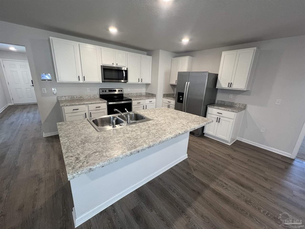 5269 Peach Dr - Photo 6 of 19