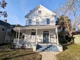 featured image of 911 N Spring St Apt 3 #3