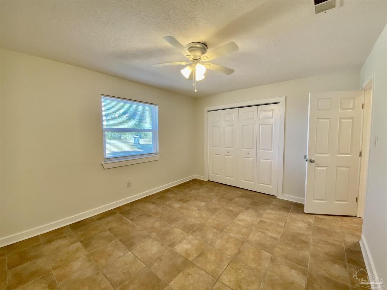 9519 Lillian Hwy - Photo 7 of 11