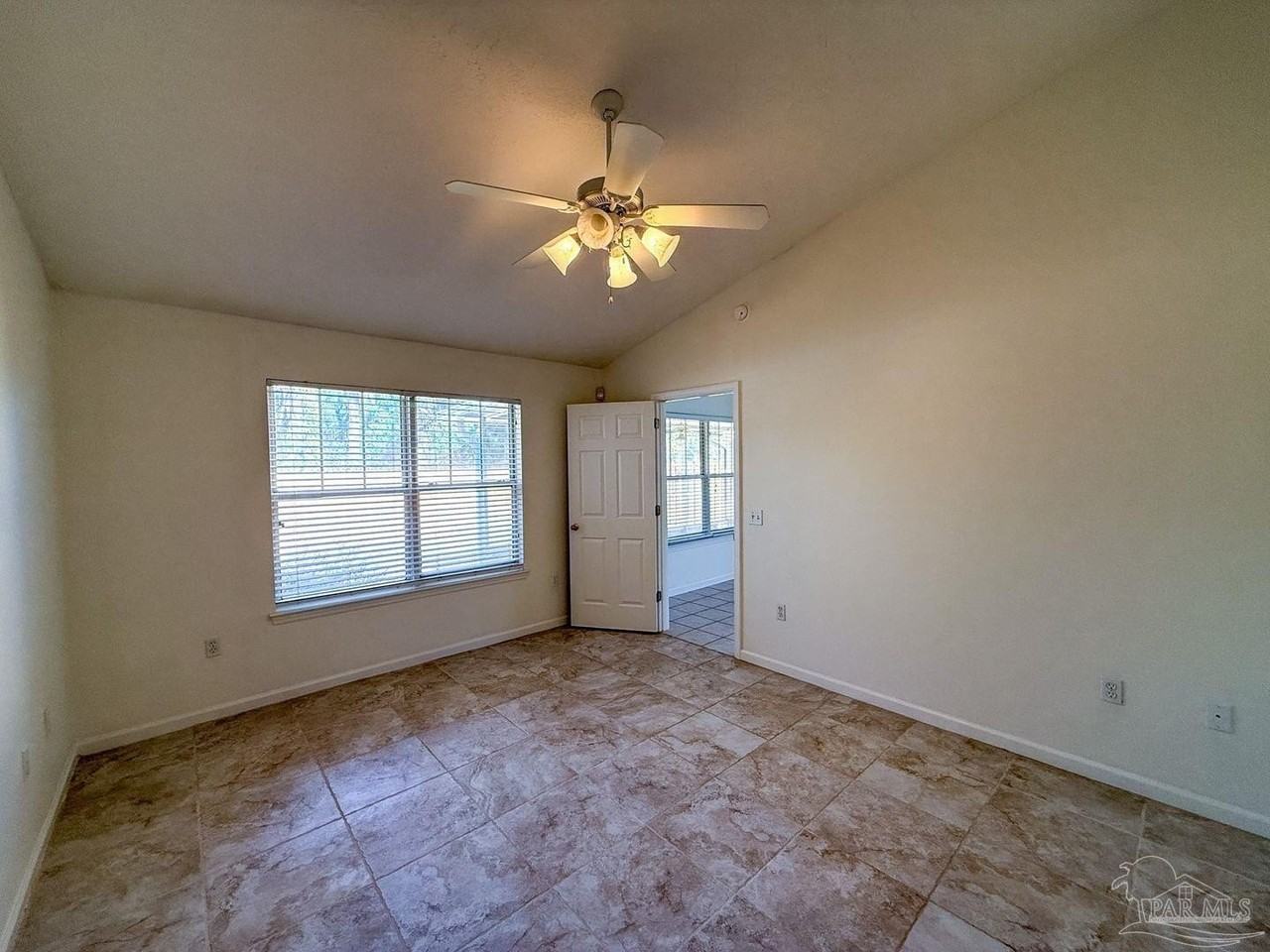 1341 Tiger Lake Dr - Photo 7 of 23