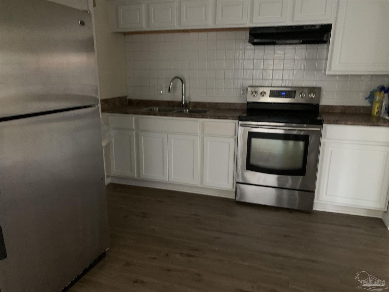 711 W Hernandez St - Photo 3 of 14