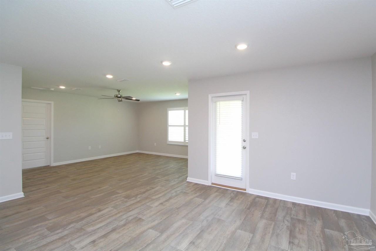 7524 Oak Lake Blvd - Photo 6 of 24