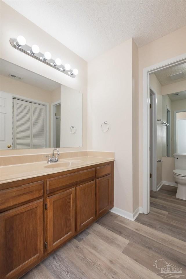 7224 Lago Vista Ct - Photo 7 of 30