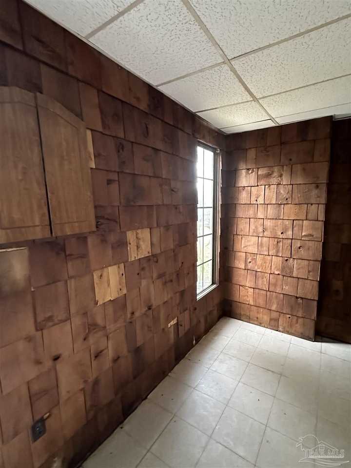 602 New York Dr - Photo 3 of 12