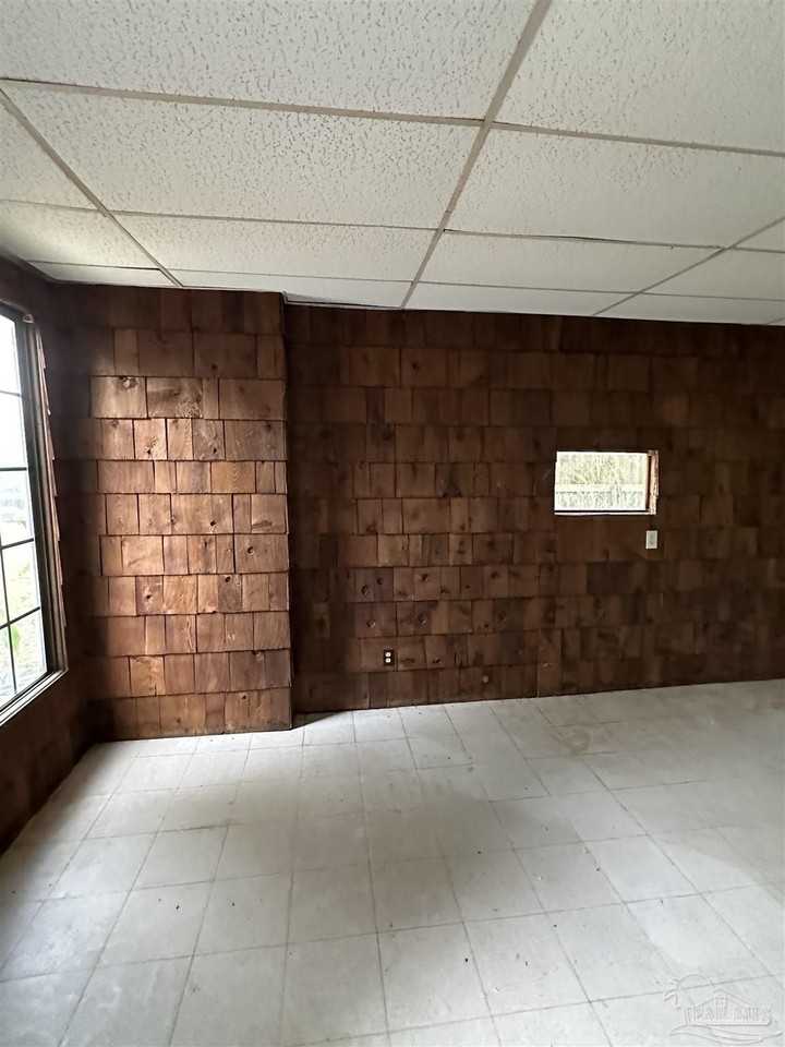 602 New York Dr - Photo 4 of 12