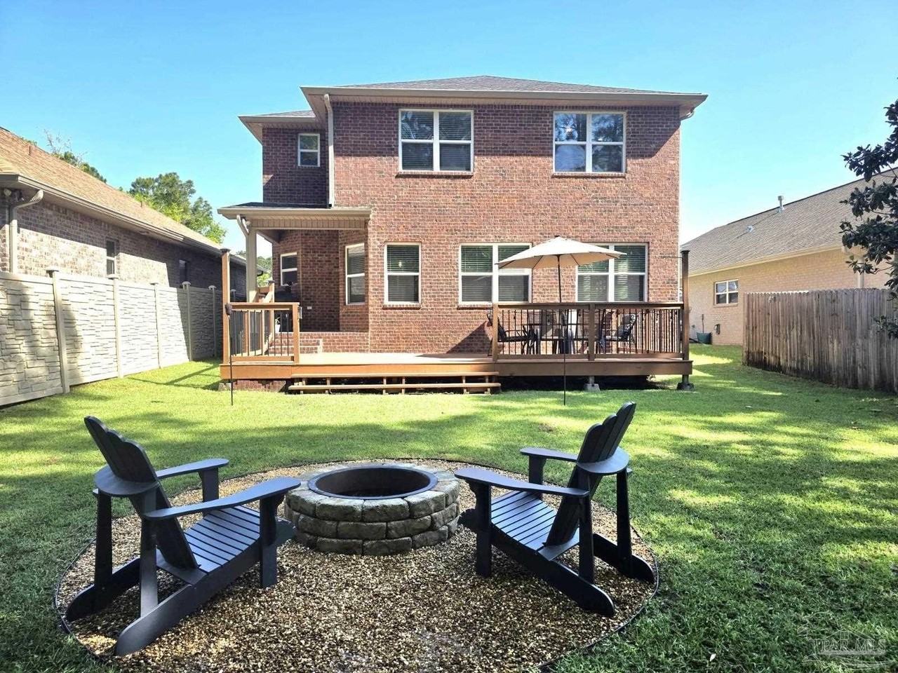 1307 Heron Inlt - Photo 2 of 35