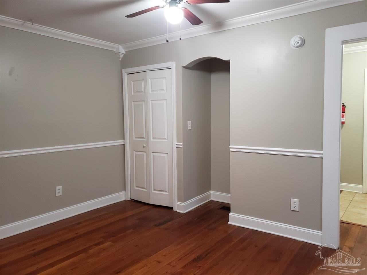 1005 N 6th Ave - Photo 4 of 9