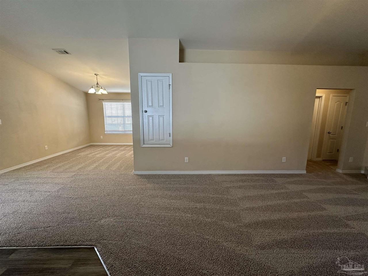 9527 Laramie Dr - Photo 4 of 21