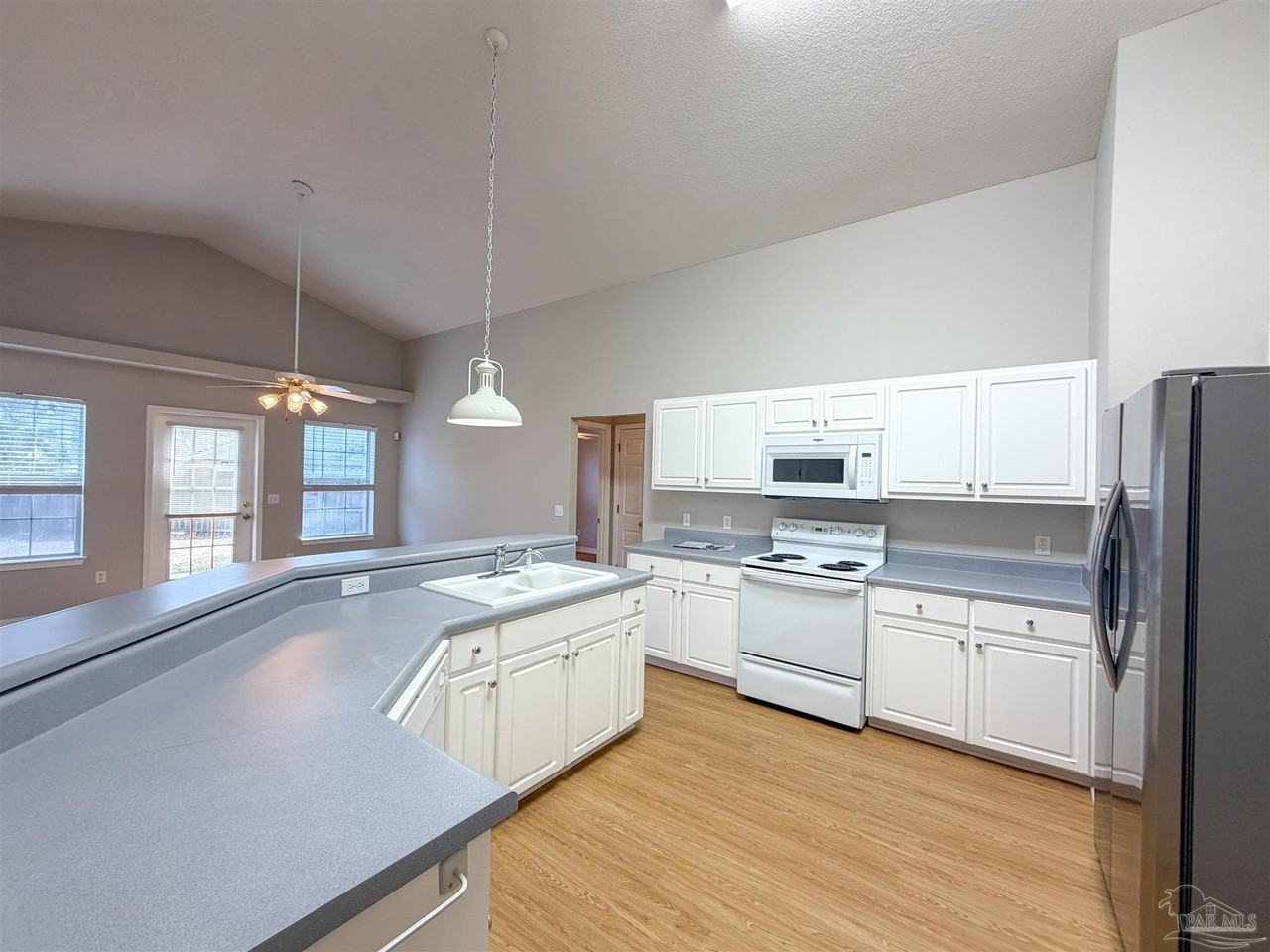 7903 Cayenne Way - Photo 7 of 23