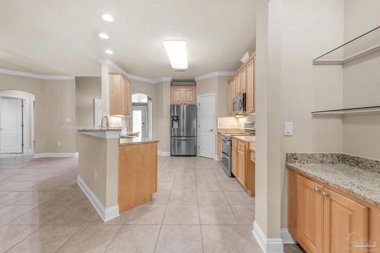 2523 Pine Forest Rd - Photo 6 of 38